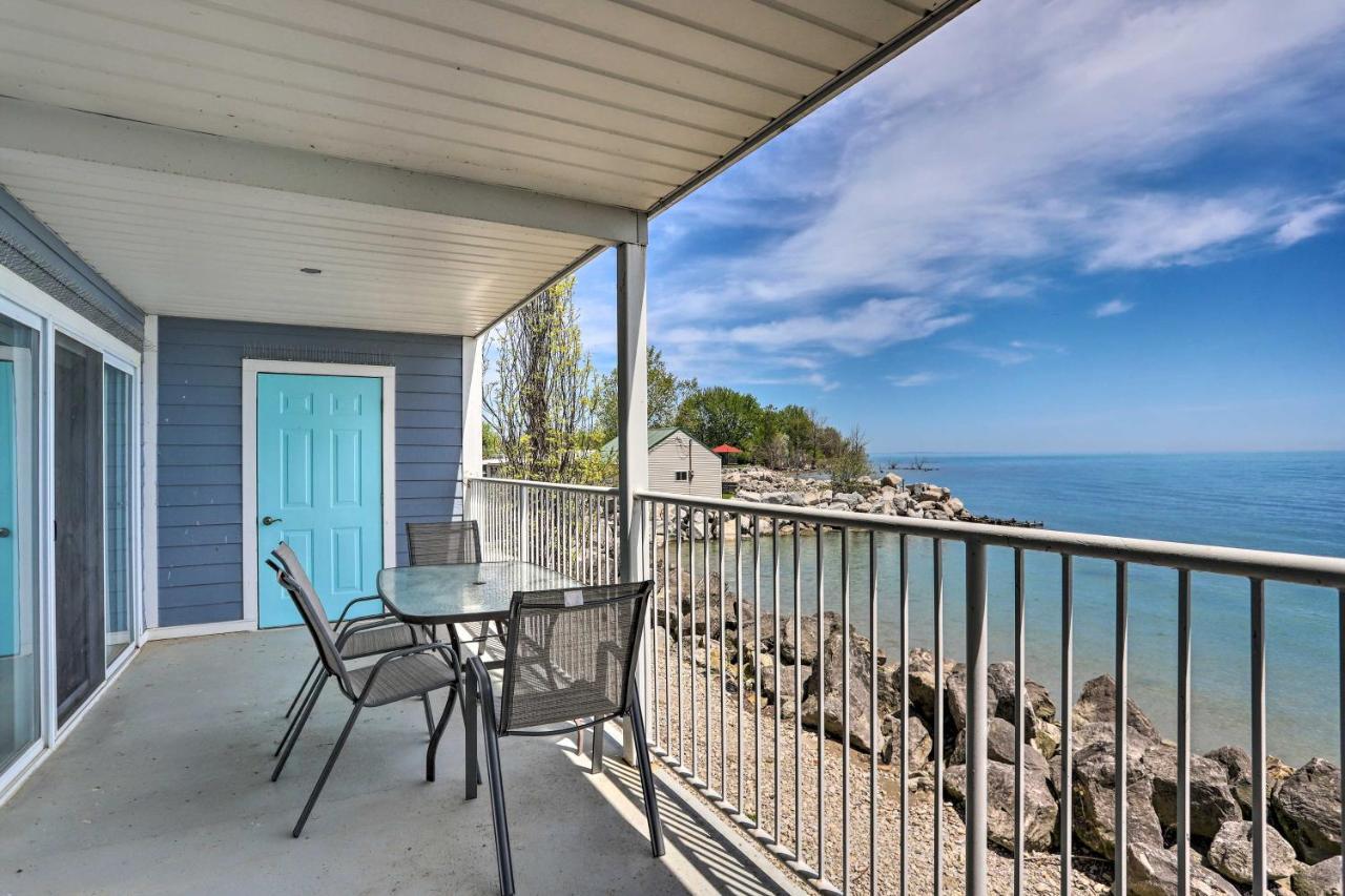 Cozy Lakefront Middle Bass Retreat With Balcony Put-in-Bay Exteriér fotografie