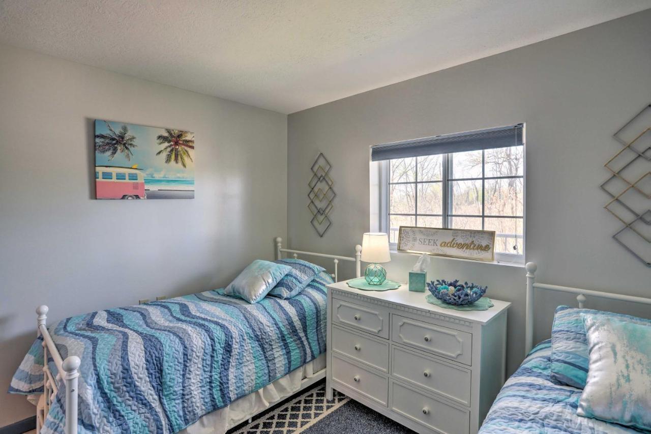 Cozy Lakefront Middle Bass Retreat With Balcony Put-in-Bay Exteriér fotografie