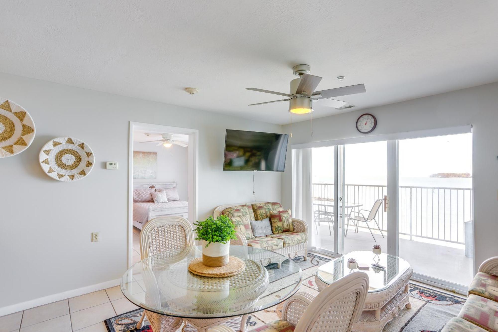 Cozy Lakefront Middle Bass Retreat With Balcony Put-in-Bay Exteriér fotografie