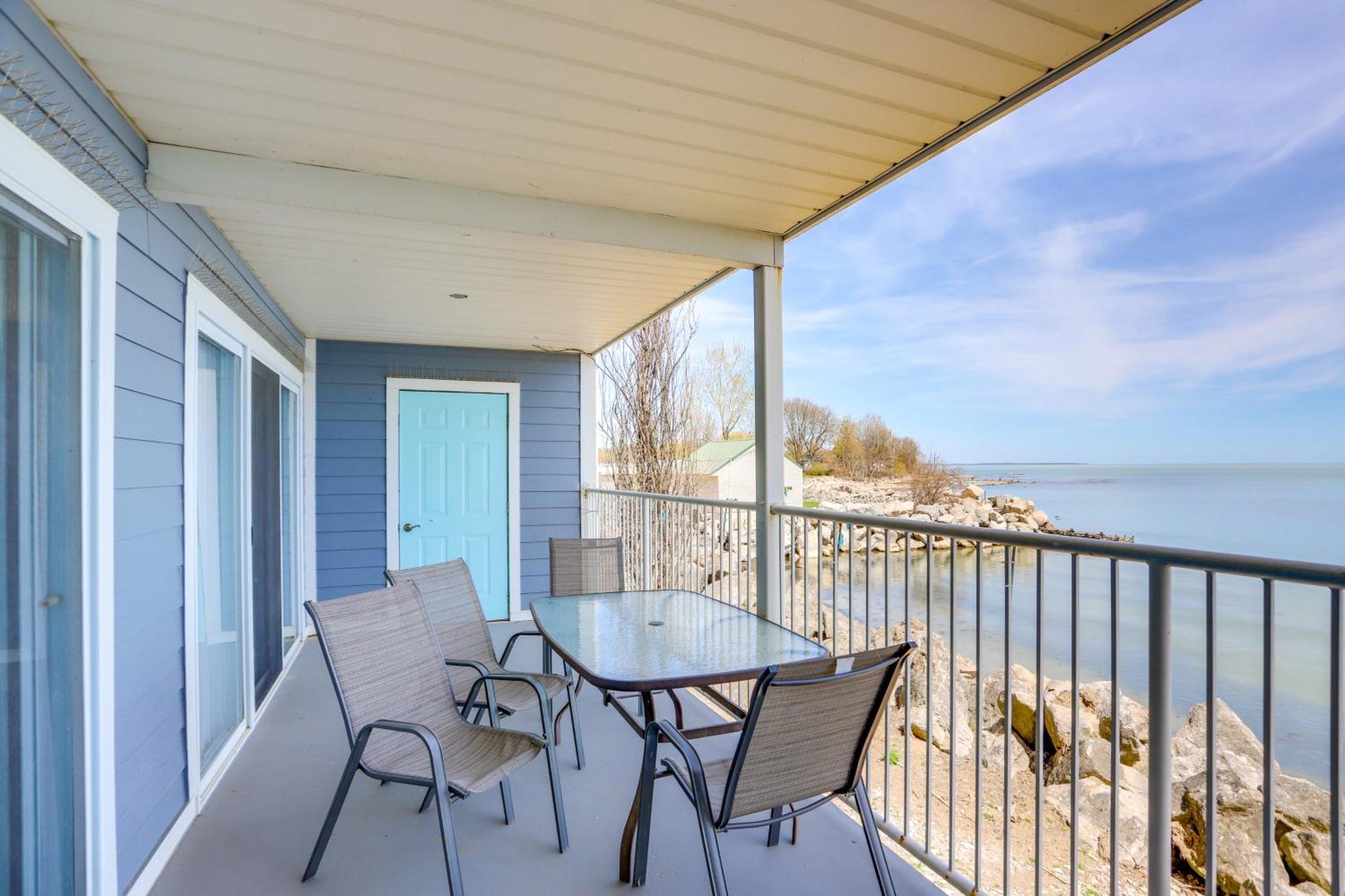Cozy Lakefront Middle Bass Retreat With Balcony Put-in-Bay Exteriér fotografie